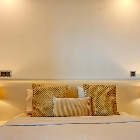 Seculo Xxi-u, A In Madeira Funchal (Madeira)