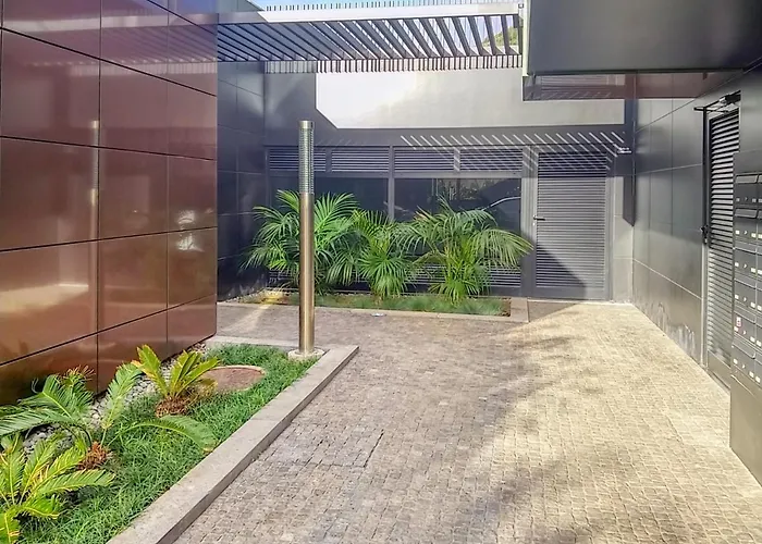 Seculo Xxi-u, A In Madeira *